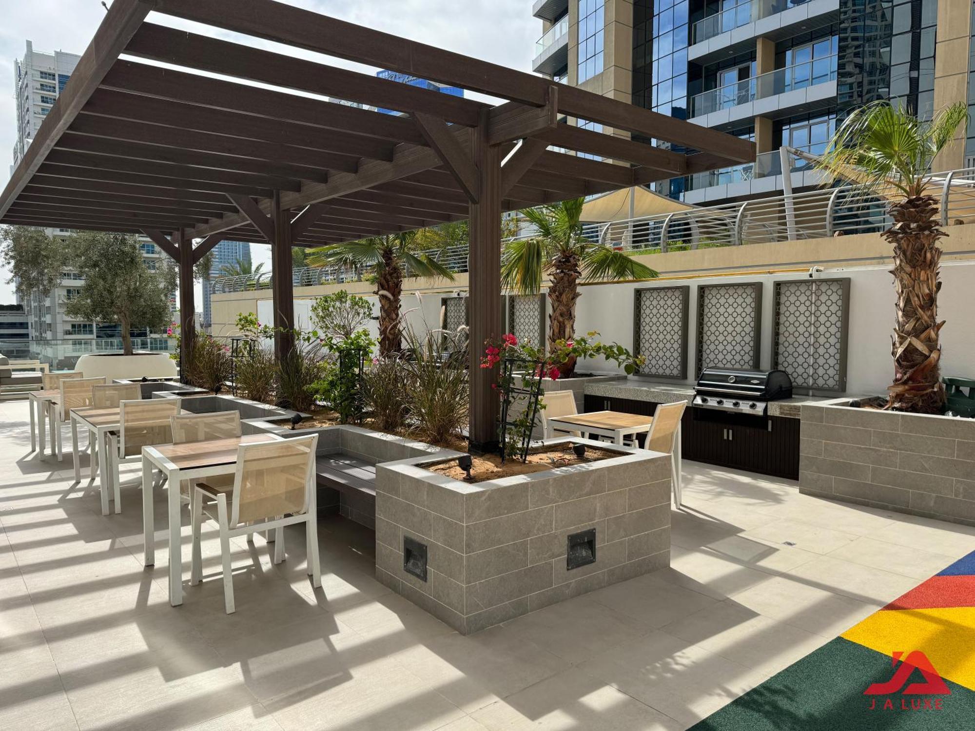 Cozy Sea View Apt In Liv Residence Tower, Dubai Marina Cozy Marina & Sea View Apt In Bay Central Tower With Modern Gym & Pool, Steps To Jbr Beach & Metro מראה חיצוני תמונה