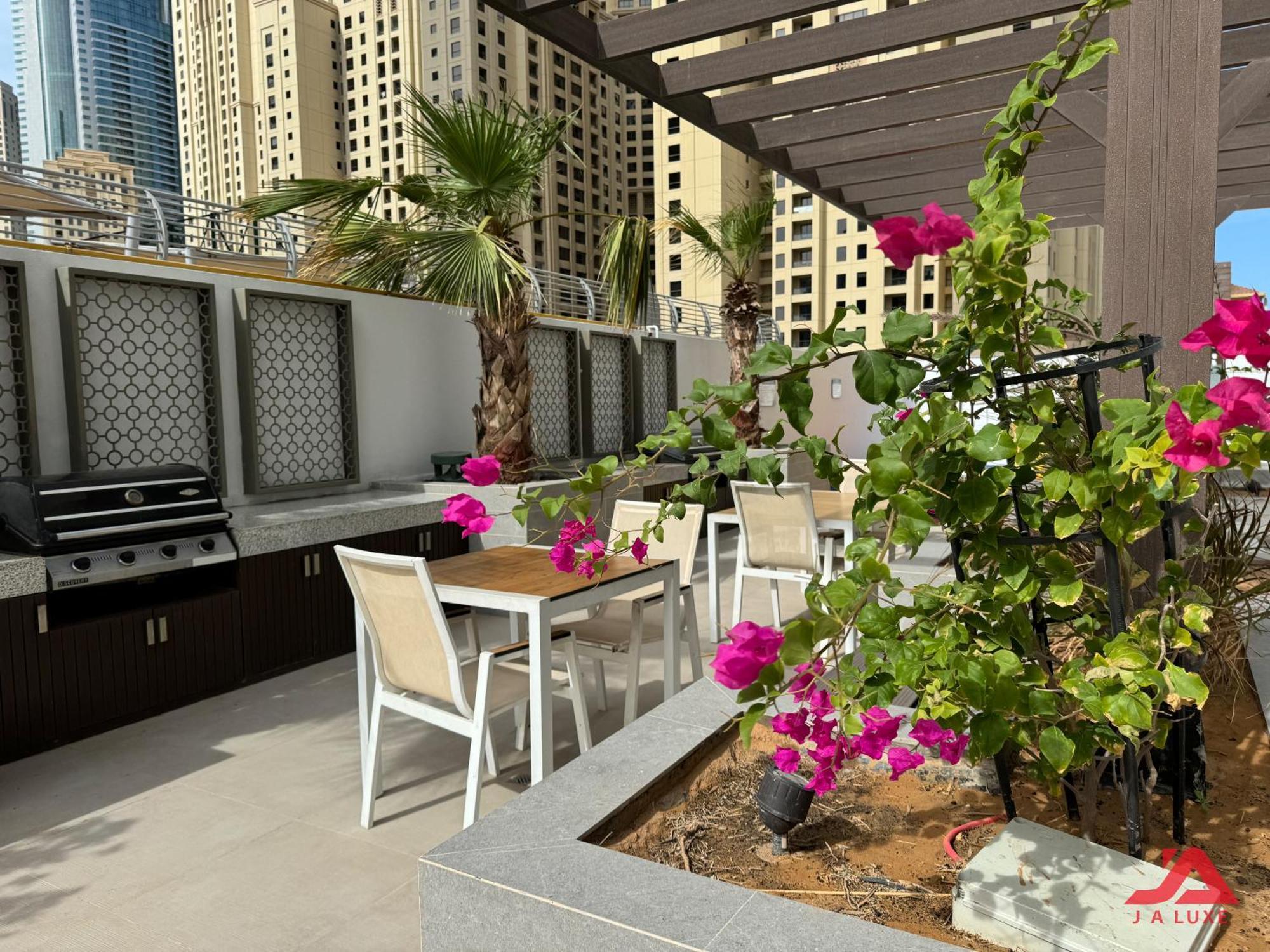 Cozy Sea View Apt In Liv Residence Tower, Dubai Marina Cozy Marina & Sea View Apt In Bay Central Tower With Modern Gym & Pool, Steps To Jbr Beach & Metro מראה חיצוני תמונה