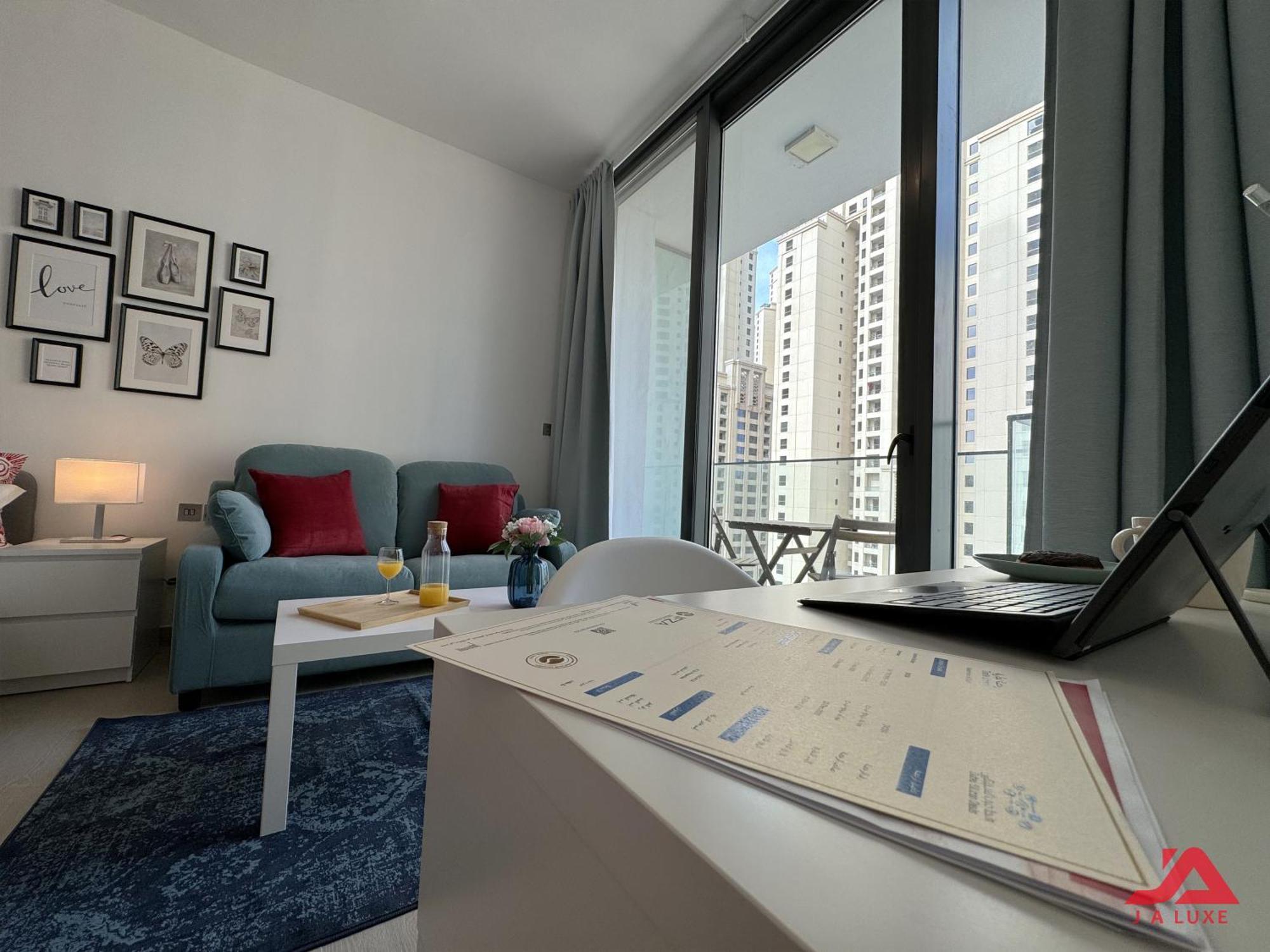 Cozy Sea View Apt In Liv Residence Tower, Dubai Marina Cozy Marina & Sea View Apt In Bay Central Tower With Modern Gym & Pool, Steps To Jbr Beach & Metro מראה חיצוני תמונה