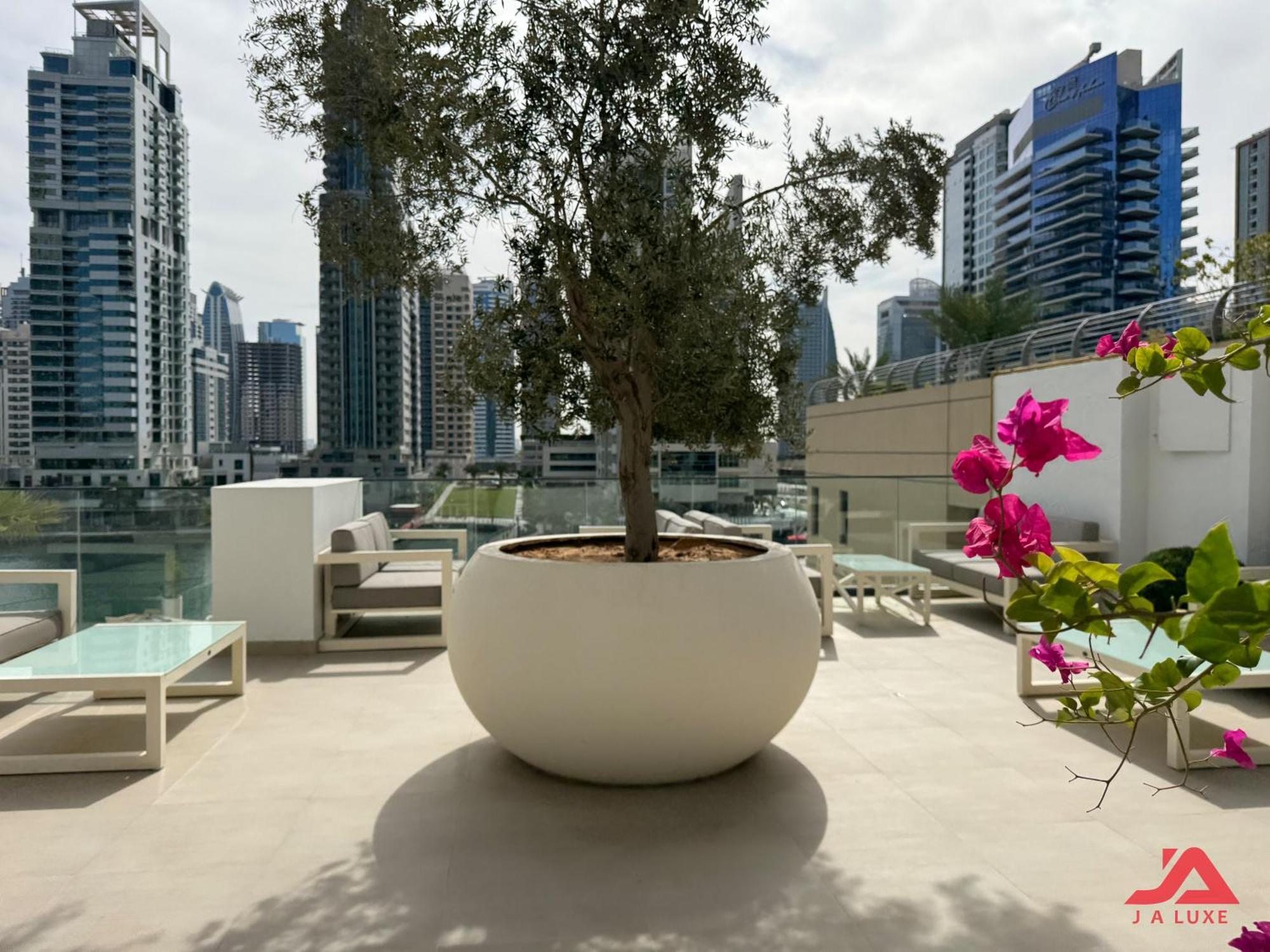 Cozy Sea View Apt In Liv Residence Tower, Dubai Marina Cozy Marina & Sea View Apt In Bay Central Tower With Modern Gym & Pool, Steps To Jbr Beach & Metro מראה חיצוני תמונה