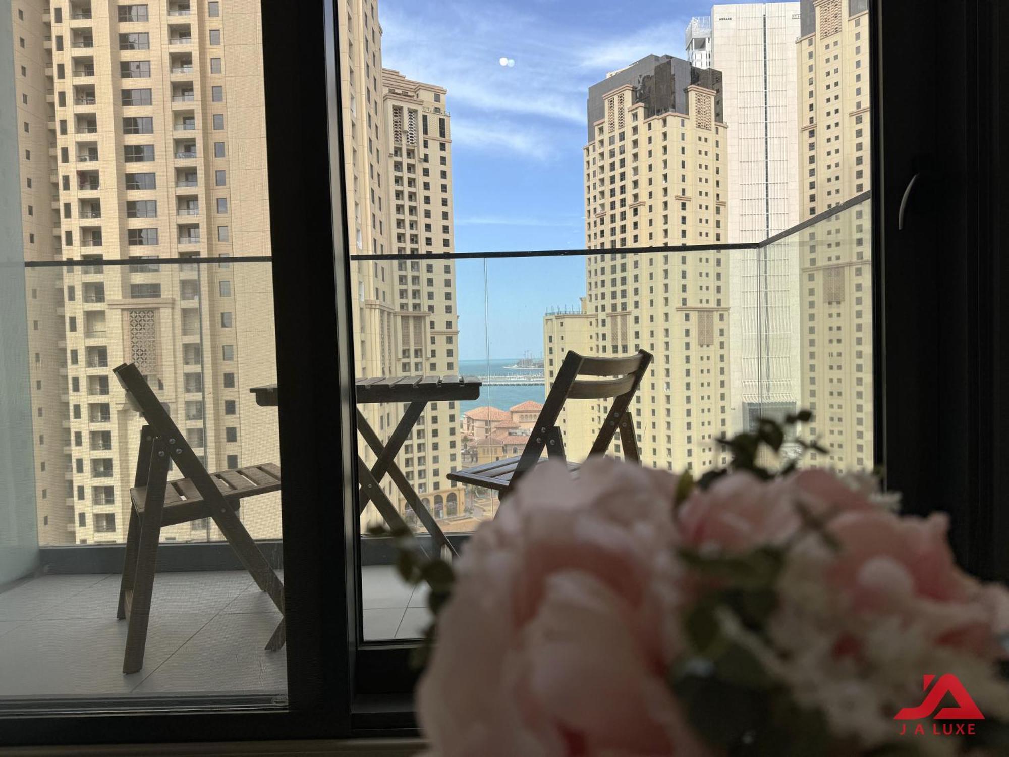 Cozy Sea View Apt In Liv Residence Tower, Dubai Marina Cozy Marina & Sea View Apt In Bay Central Tower With Modern Gym & Pool, Steps To Jbr Beach & Metro מראה חיצוני תמונה
