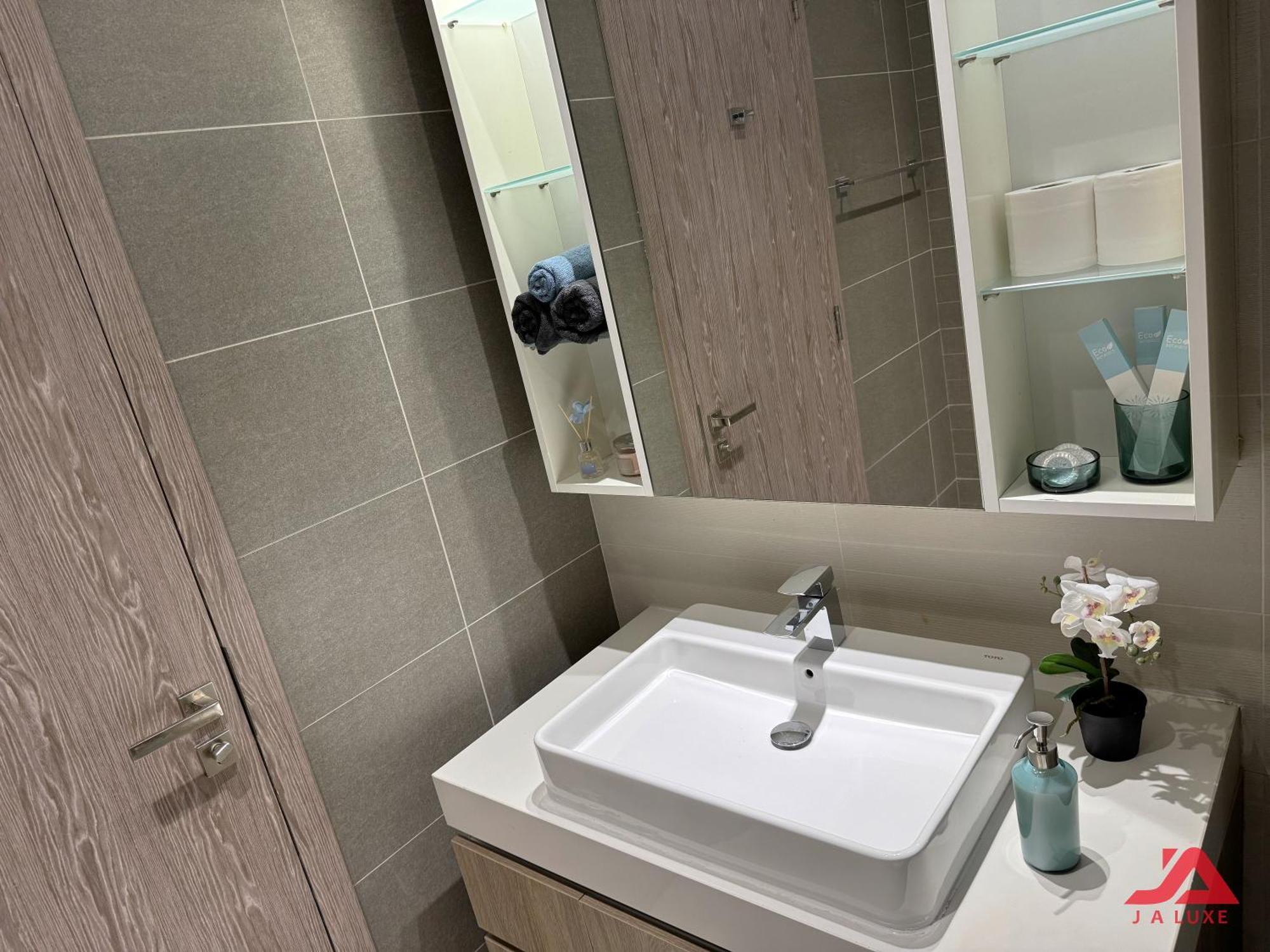 Cozy Sea View Apt In Liv Residence Tower, Dubai Marina Cozy Marina & Sea View Apt In Bay Central Tower With Modern Gym & Pool, Steps To Jbr Beach & Metro מראה חיצוני תמונה