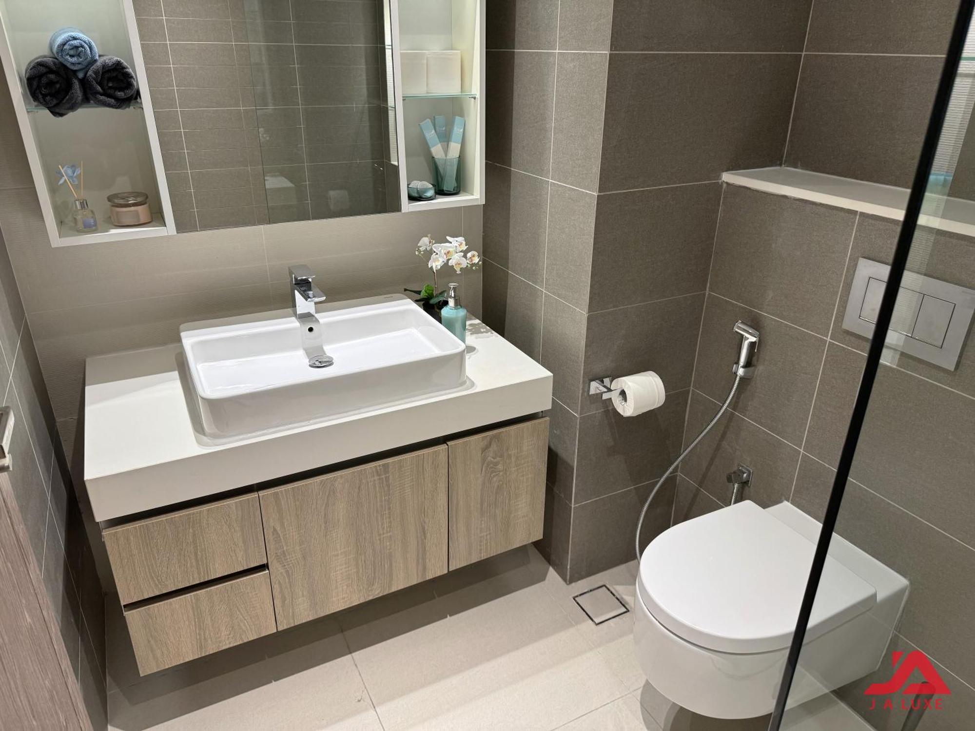 Cozy Sea View Apt In Liv Residence Tower, Dubai Marina Cozy Marina & Sea View Apt In Bay Central Tower With Modern Gym & Pool, Steps To Jbr Beach & Metro מראה חיצוני תמונה